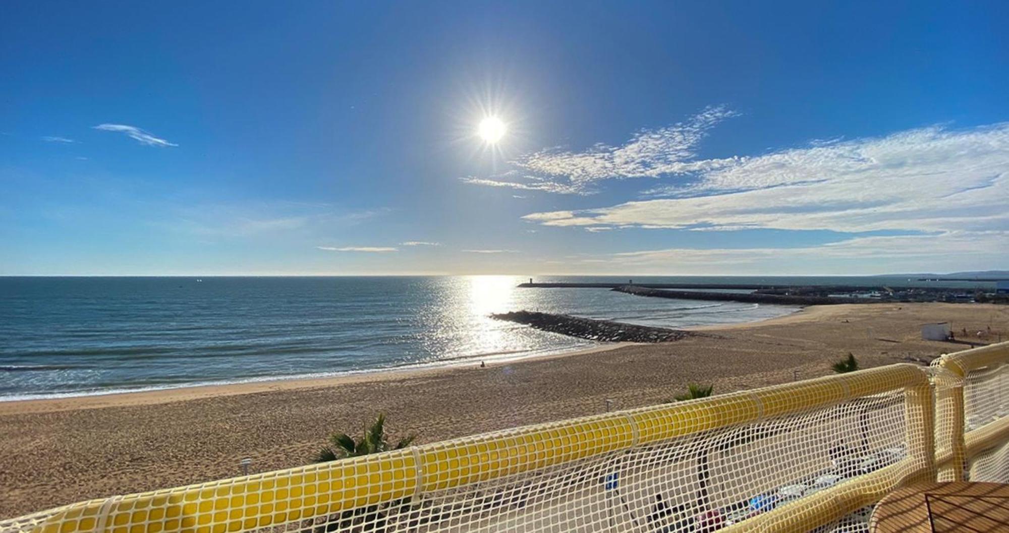 Quarteira Frente Praia II By Homeslow Rentals Exterior photo